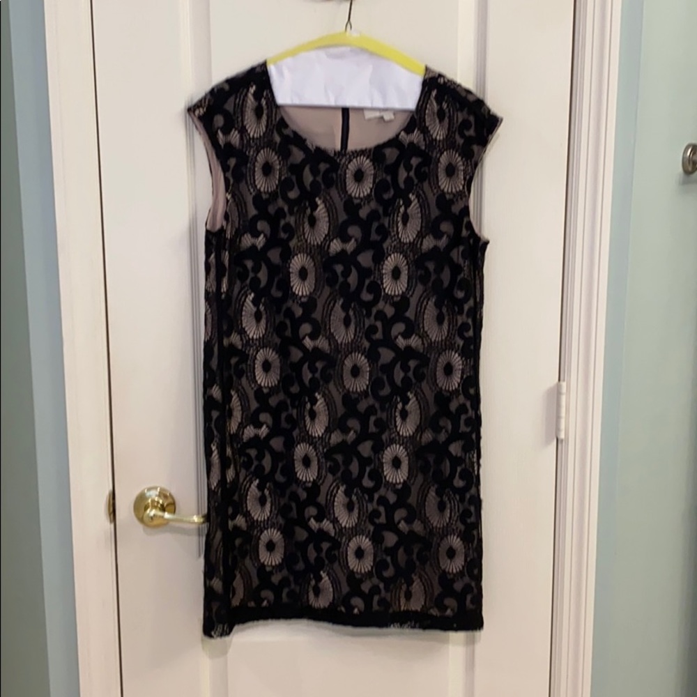 Ann Taylor LOFT black formal dress. Size 8.